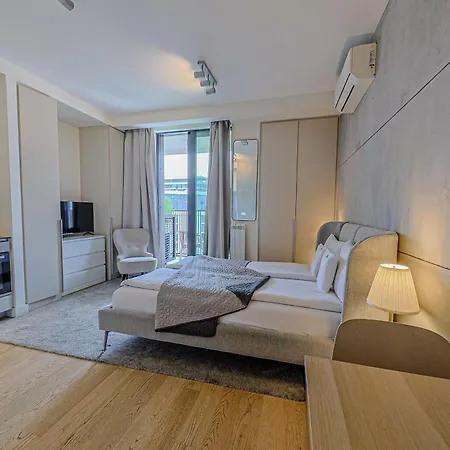 Zigzag Waterfront Metropoliten Apartment *