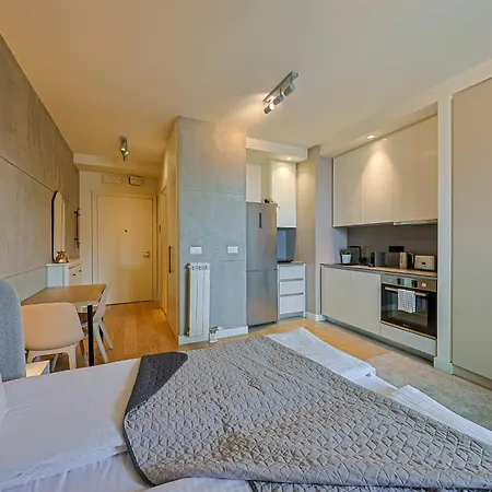 Zigzag Waterfront Metropoliten Apartment Belgrad