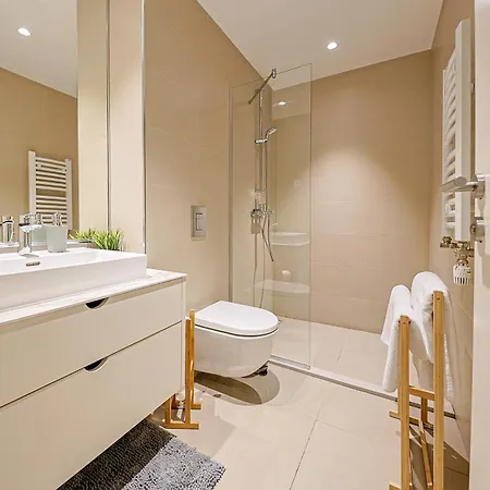 Zigzag Waterfront Metropoliten Belgrad